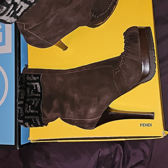 Fendi Suede & Fur Ankle Boots | Brown | Size 40 | Authentic - Picture 8 of 14